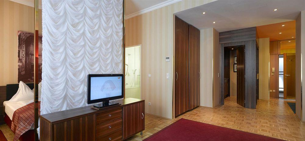 Living An Der Oper Hotel Vienne